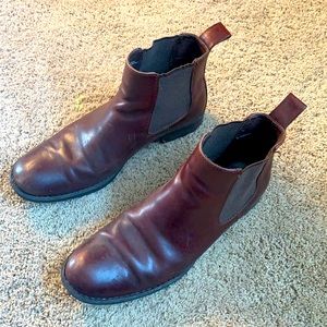 Born - Chelsea Boots - Size 9